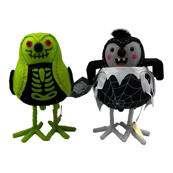 Featherly Friends XRay Skiiter Bird Figurine Target 2024 Hyde‎ & Eeek - Picture 1 of 9